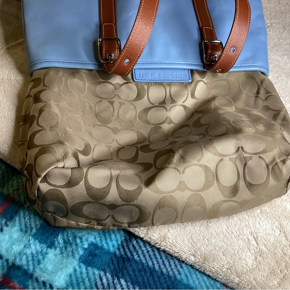 Coach Legacy Slim Hampton Vintage Bucket Bag Tote L33-4462 - Picture 12 of 15